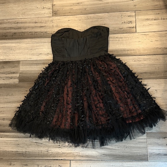 NWOT, Minuet Petite Black and Pink Textured Dress - Picture 12 of 13